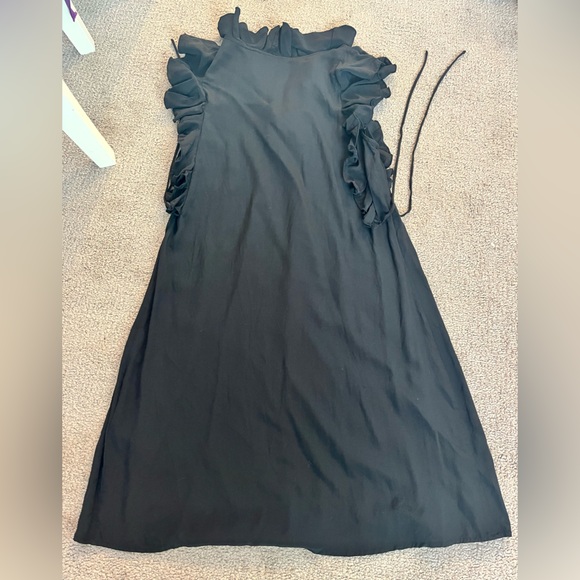 100% Silk Club Monaco Black Ruffle Detail Dress - Picture 2 of 8